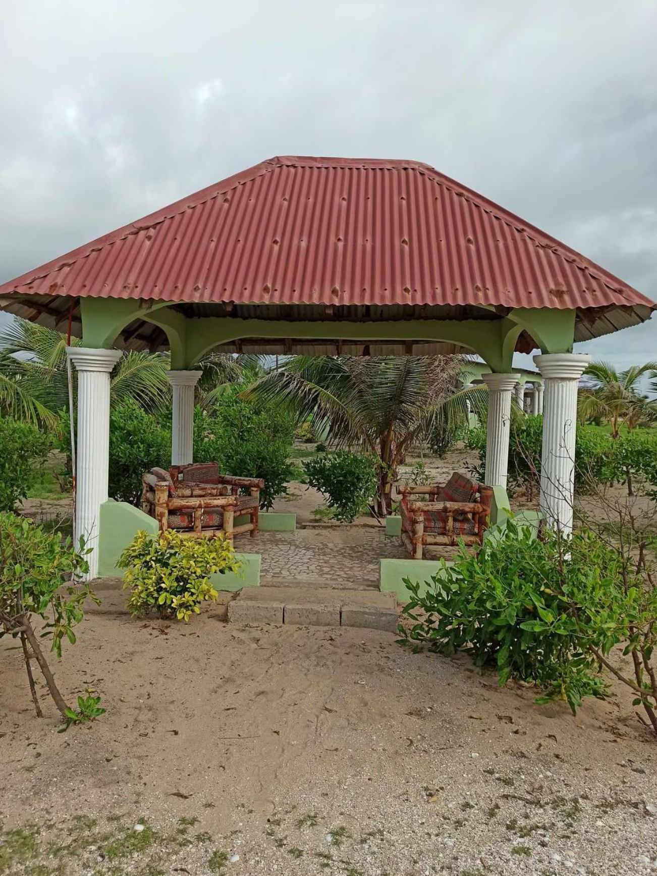 Bosofet Beach And Creek Lodge Sanyang Екстер'єр фото